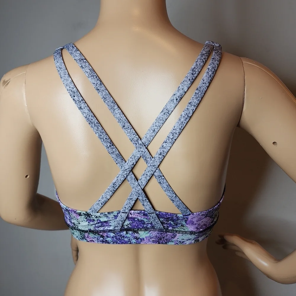 Lululemon Energy Bra‎ (Nulux). Purple green black. Size 6.